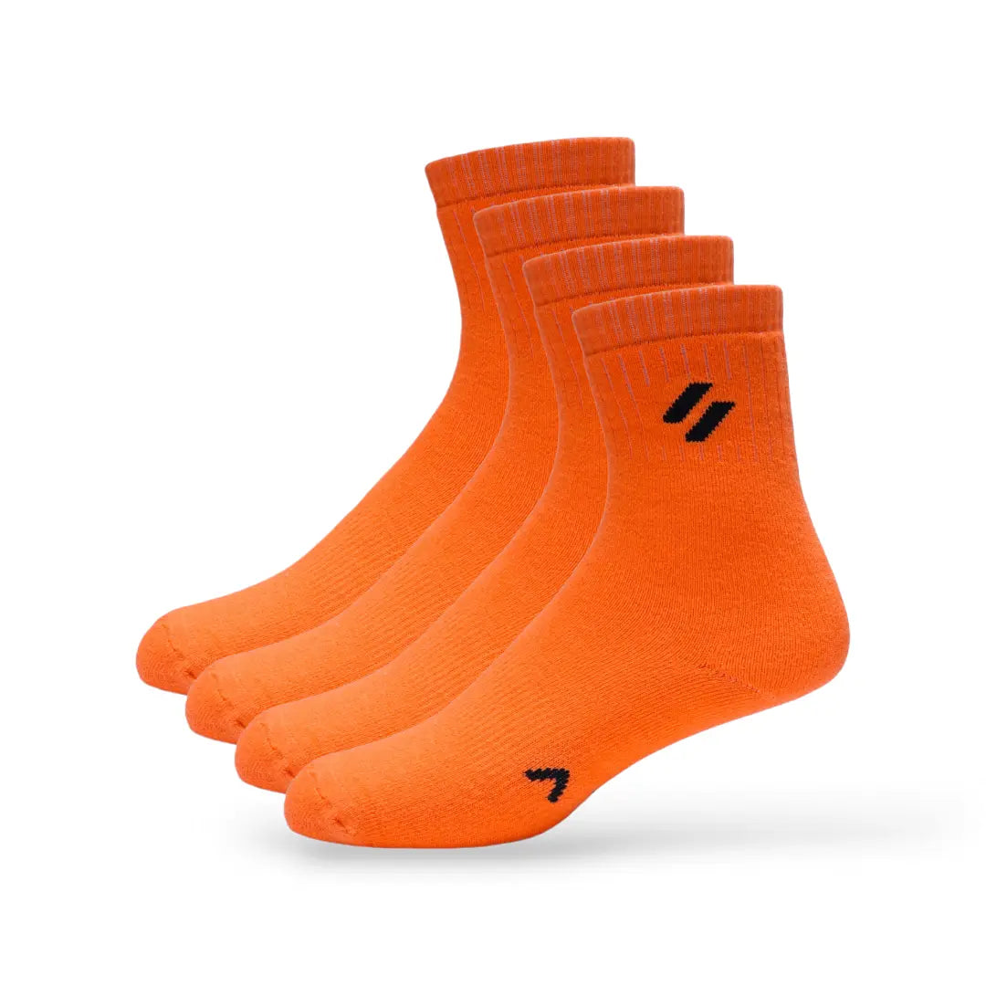 Pack of 4 Men’s sports socks – moisture-wicking crew length