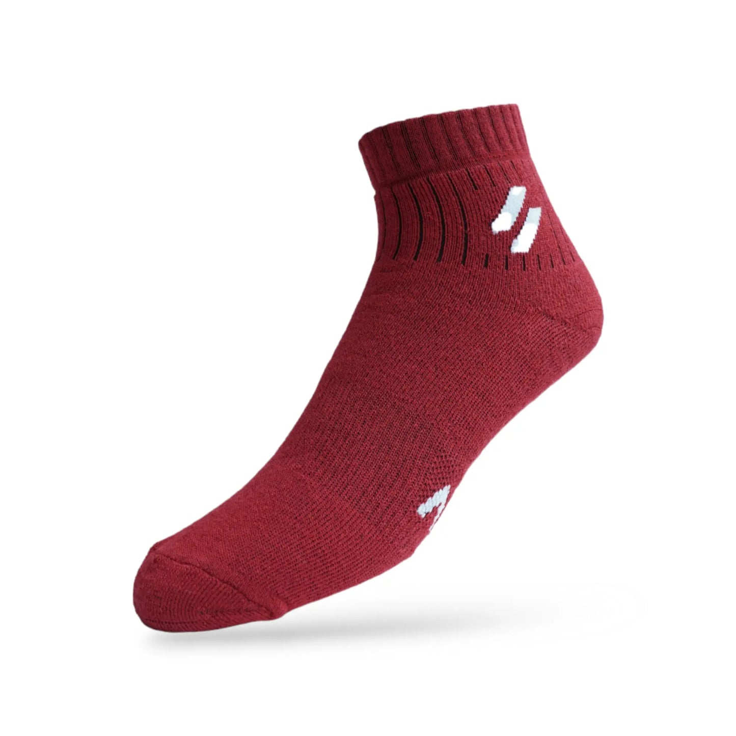 Men’s red sports socks – moisture-wicking ankle length