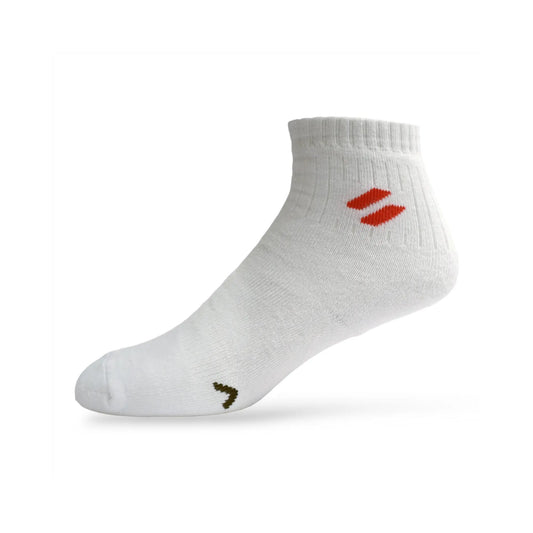 Men’s white sports socks – moisture-wicking ankle length